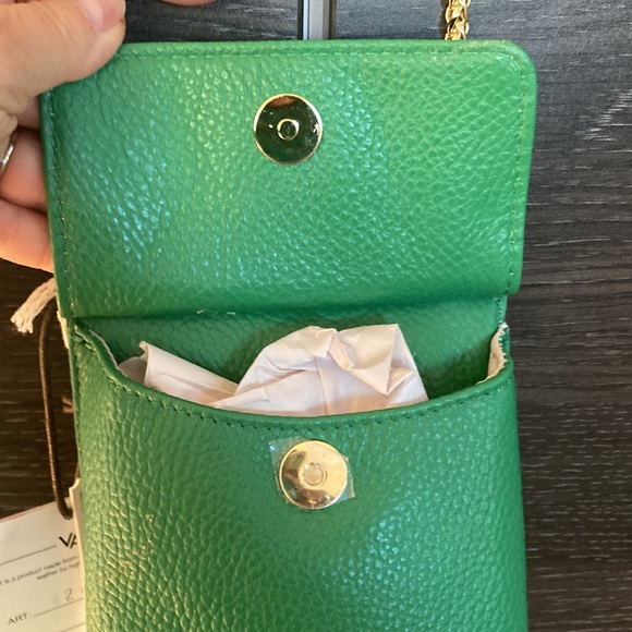 NWT Valentina Kelly Green Italian Pebbled Leather Xbody Sm Bag Gold Chain Strap - Picture 7 of 13